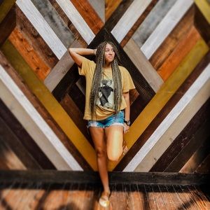 Meet your Posher, Gabbie.